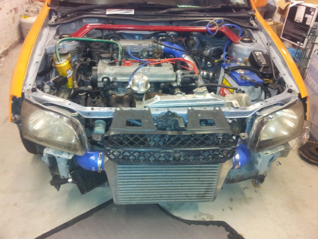 Frontwithoutthebonnetandbumper.jpg