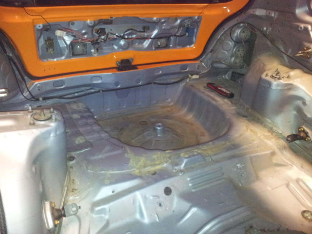 Rearwithnobackseatssidepanelsandboot.jpg