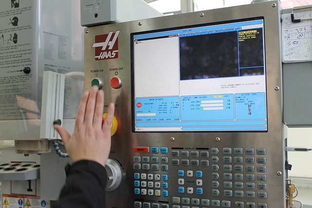 CCS Visits Leading CNC Manufacturing Company