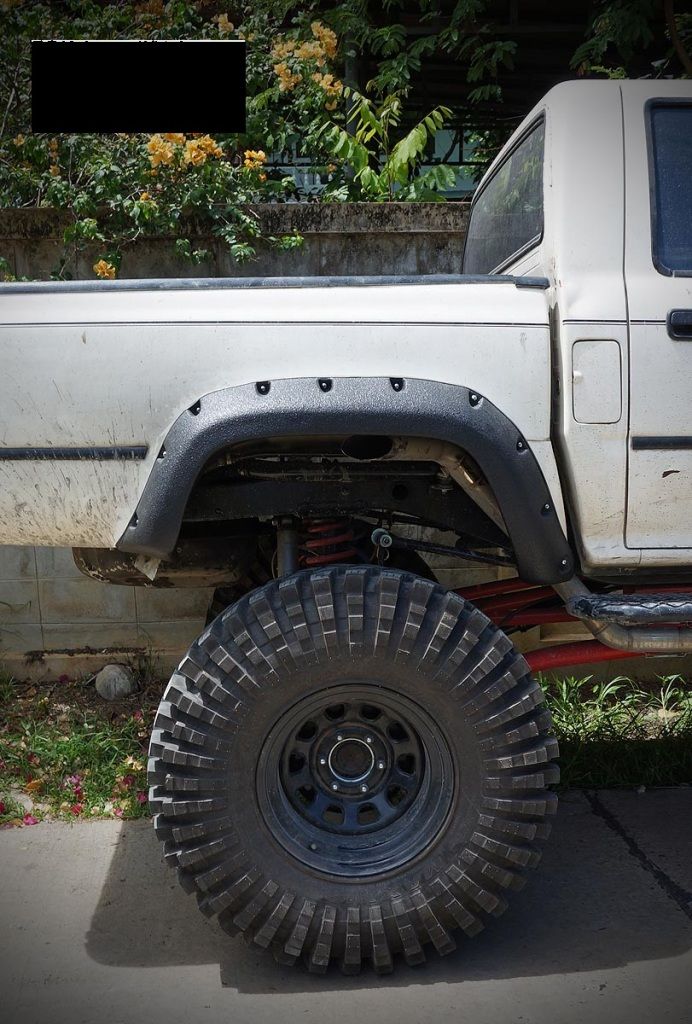 wide wheel arches for toyota hilux #2