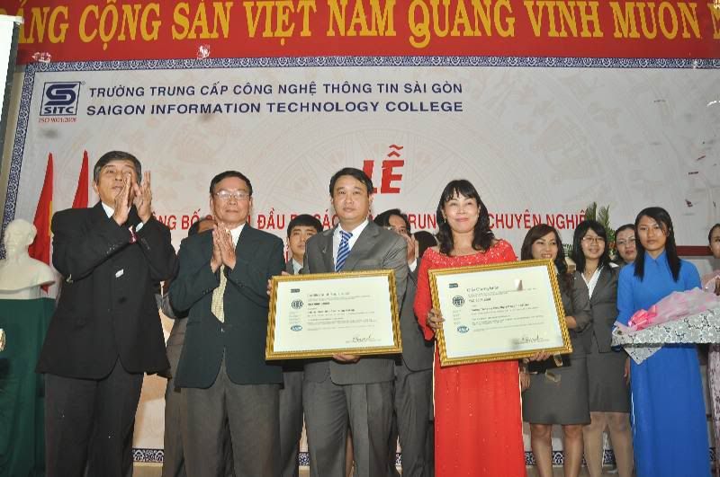 Tuyển sinh trung cấp chất lượng cao Tuyển sinh trung cấp chất lượng cao
