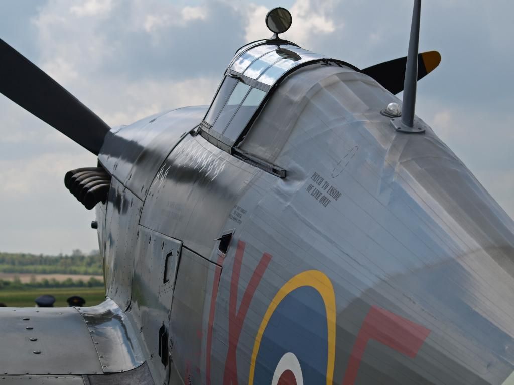 Hawker_Hurricane_Close_up_by_davy59_zpsfec0a5ca.jpg