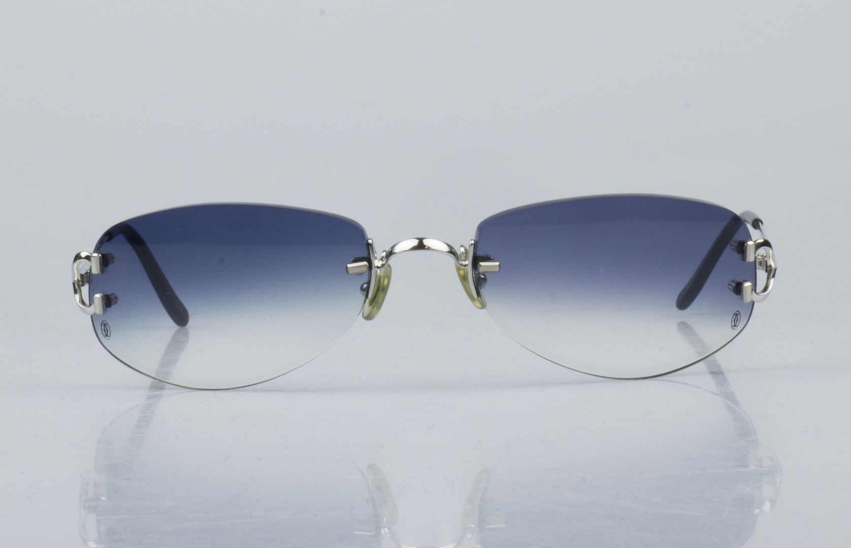 New. CARTIER 135 Blue Gradient Lenses Rimless Titanium Sunglasses $1070 ...