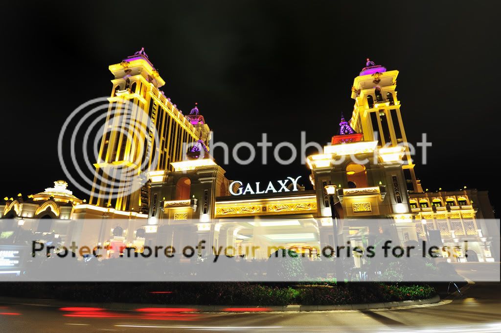 这家酒店位於 澳门银河综合度假城,去年五月开幕,所以还算新, 和另外