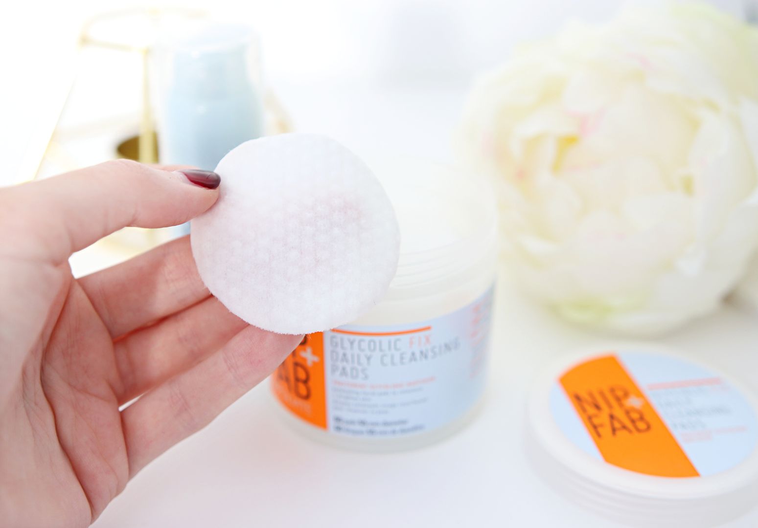Nip & Fab Glycolic Fox Exfoliating Cleansing Pads Review