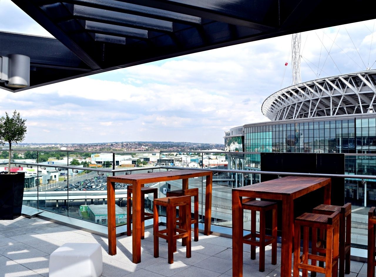 Hilton London Wembley SkyBar 9 View