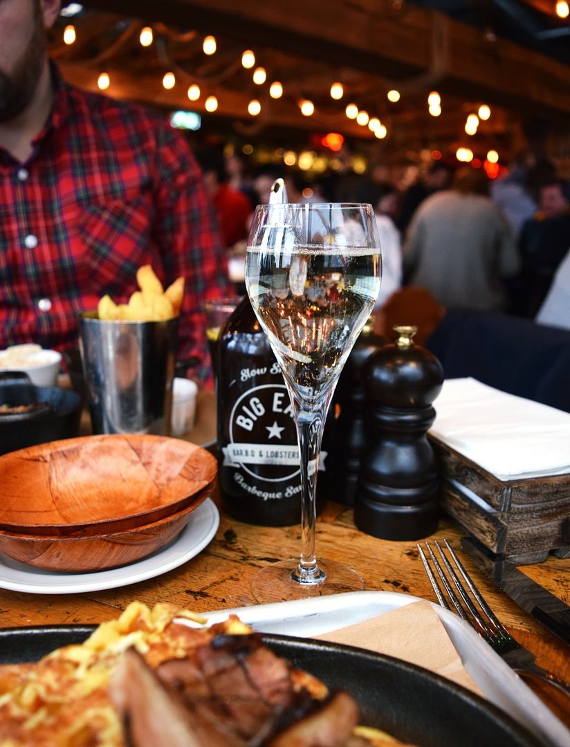 Prosecco bottomless brunch Big Easy