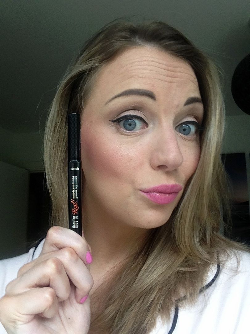  Benefit They're Real Pump-It Up Gel Liner Review